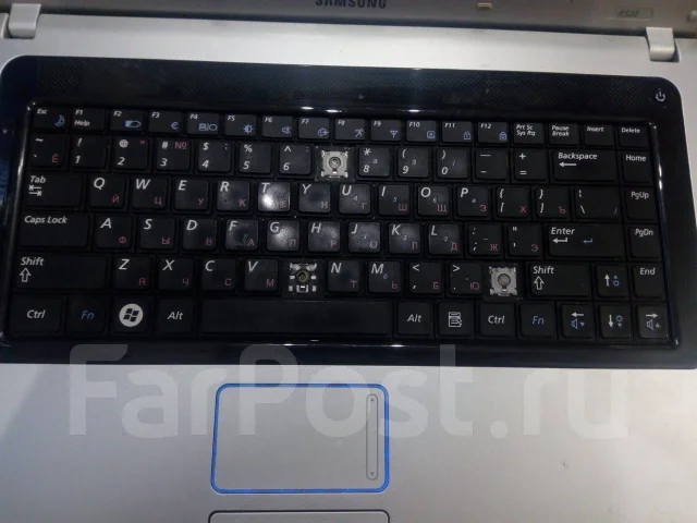 Samsung R520. 15.6", 2����, ��� 4 ��, WiFi: 1, Bluetooth: 1 ����