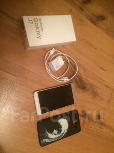 Samsung Galaxy J7 2016. �/�, �������, 4G LTE, Dual-SIM ����