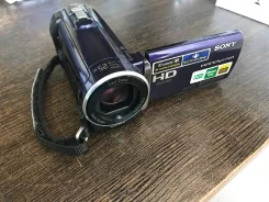 Sony HDR-CX110E ����
