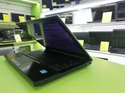 Samsung 300V4A. 14", 2,1����, ��� 4 ��, ���� 1 000���, WiFi: 1, Bluetooth: 1, ����������� �� 3��. ����