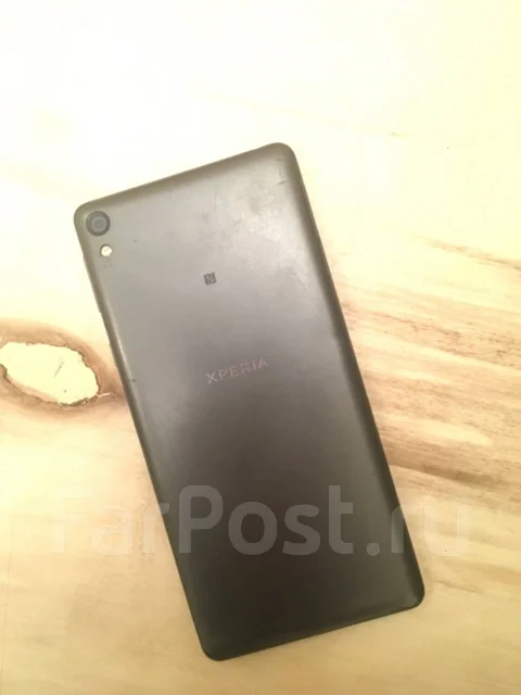 Sony Xperia E5. �/�, �����, 4G LTE, NFC ����