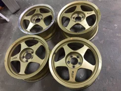 Desmond RegaMaster. 7.0x16", 5x100, ET45 ����