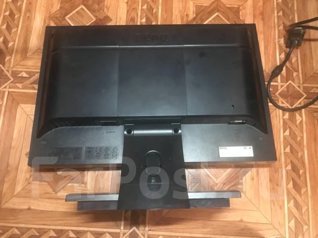 BenQ. 20" ����