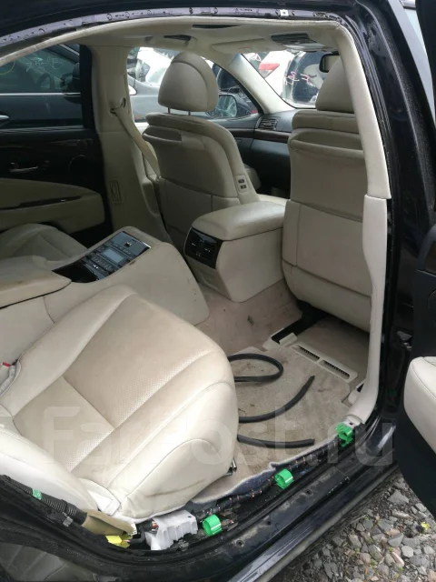 Lexus LS600hL. DDAUFE46, 2URFSE ����
