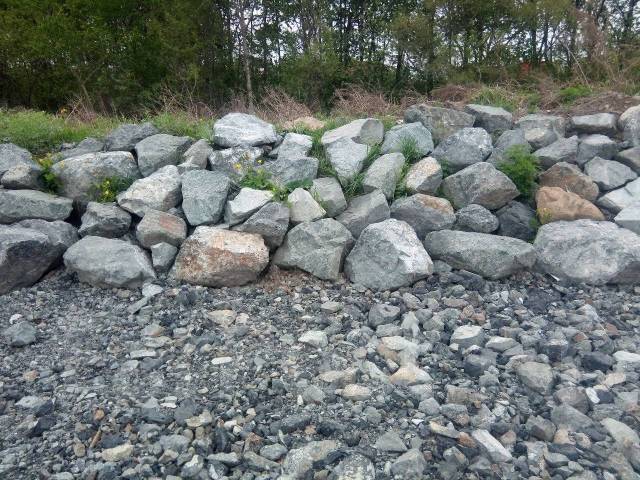 Декоративное укрепление откосов Природным Камнем, Валуном, МЕГО Габион ...