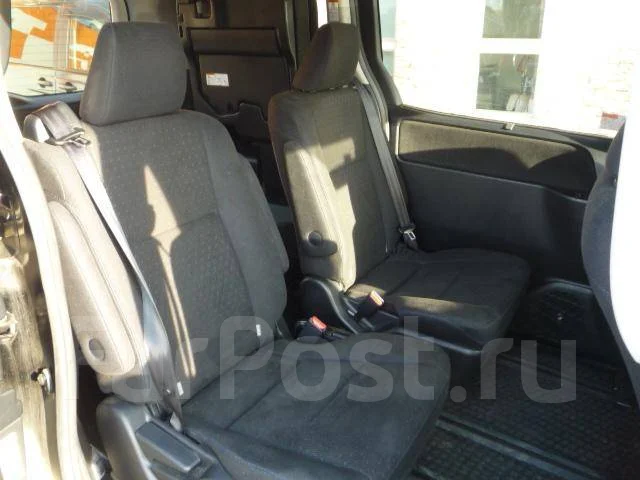 Toyota Noah. ��������, ��������, 1.8 (99��.�.), �������������, 11����. ��, �/�. ��� ����� �� ������������ ����