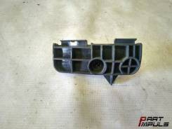 Крепление бампера. Toyota Auris, ADE150, ADE157, NDE150, NRE150, NZE151, NZE154, ZRE151, ZRE152, ZRE154, ZWE150, ZZE150, ZRE154H, NZE154H, ZRE152H, NZ...