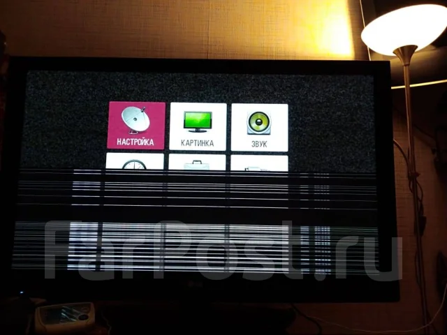 LG 42PQ200R ����