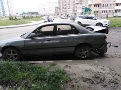 Mazda Cronos. GEFP130889 ����