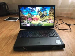 Dell Alienware. 18", WiFi: 1, Bluetooth: 1 ����