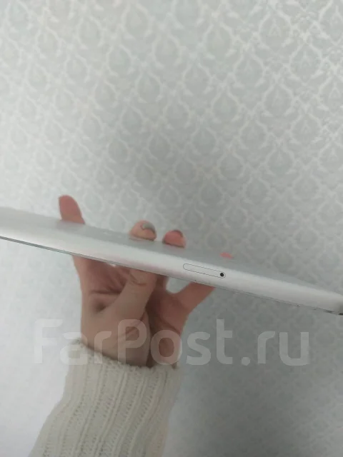 Apple iPad Mini 3 ����