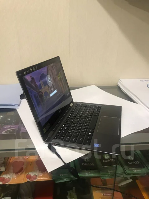 Acer Spin 1 ����