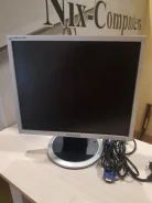 Samsung. 17", ���������� �� (LCD)