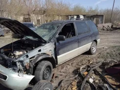 Mitsubishi Space Wagon. OTCUTCTBUET, 4G63 ����