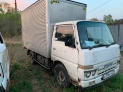 Nissan Atlas. , 3 000 куб. см., 2 000 кг., 4x2
