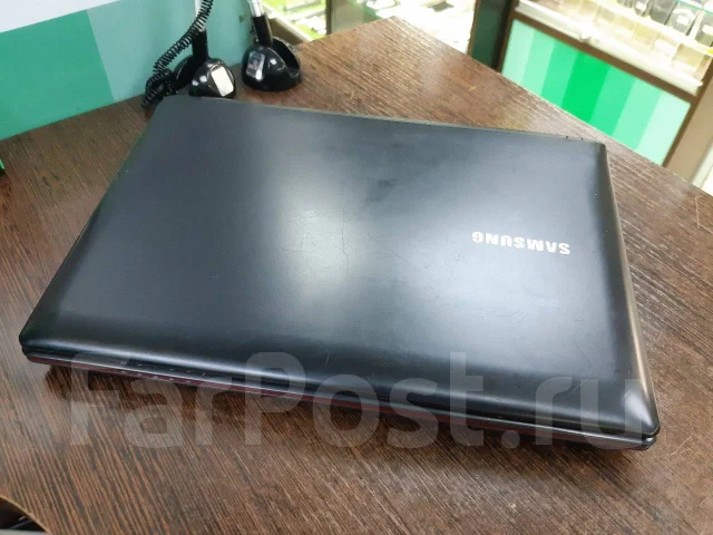 Samsung N145. 10.1", 1,7����, ��� 2048 ��, ���� 160���, WiFi: 1, Bluetooth: 1, ����������� �� 3��. ����