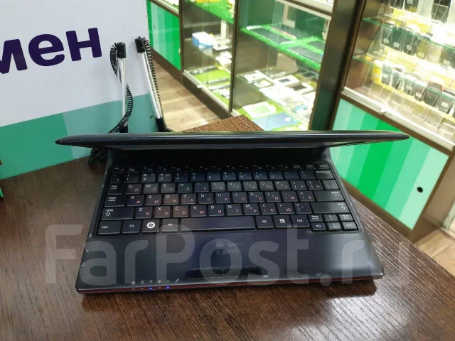 Samsung N145. 10.1", 1,7����, ��� 2048 ��, ���� 160���, WiFi: 1, Bluetooth: 1, ����������� �� 3��. ����