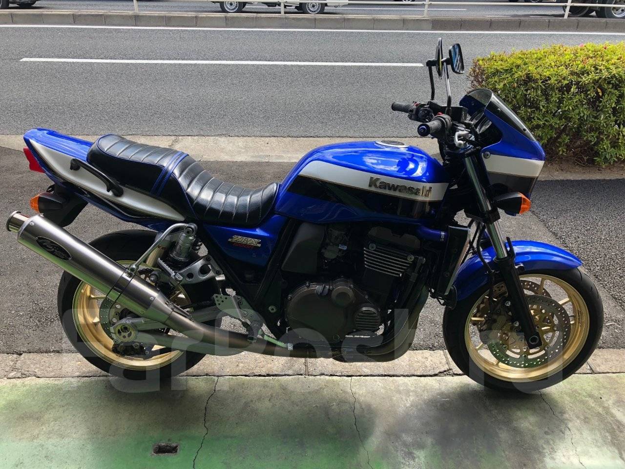 Кавасаки ZRX 1200r