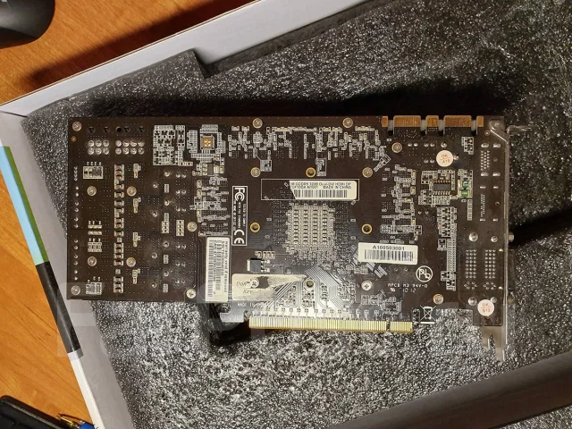 GeForce GTX 470 ����