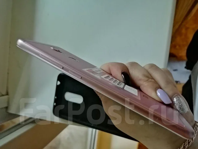 Xiaomi Redmi 5. �/�, �������, 3G, 4G LTE, Dual-SIM, ����������, NFC ����