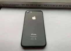 Apple iPhone 8. �/�, 64 ��, �����, 4G LTE