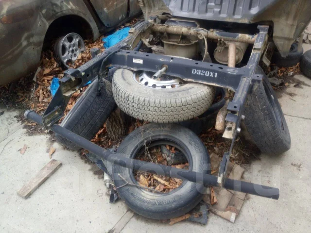 Mitsubishi L200 ����