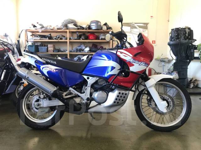 Honda Africa Twin 750 2000