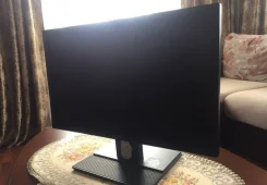 Acer. 22", ���������� �� (LCD)