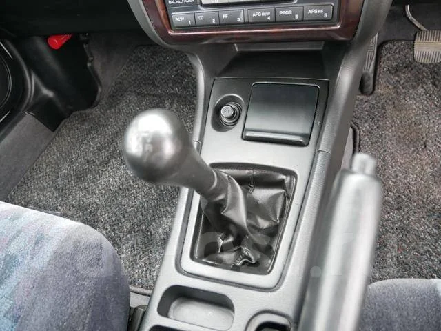 Nissan Bluebird. ��������, ��������, 2.0 (145��.�.), ������, �/�. ��� ����� �� ������������ ����