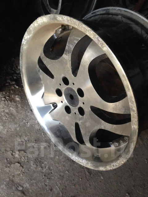 4Go JJ9. 9.0x18", 5x114.3, ET45, �� 73���. ����