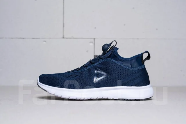 reebok pump plus flame