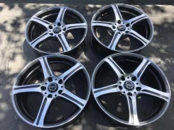 RAYS Gram Lights T57RZ. 7.0x17", 5x114.3, ET33, �� 73���. ����