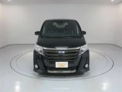 Toyota Voxy. ��������, ��������, 1.8 (99��.�.), ������, 24����. ��. ��� ����� �� ������������ ����