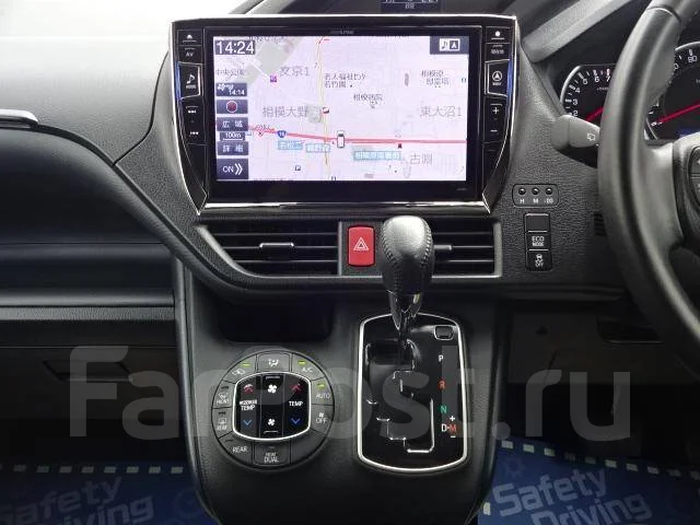 Toyota Voxy. �������, 4wd, 2.0 (152��.�.), ������, 36����. ��. ��� ����� �� ������������ ����