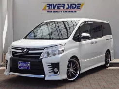 Toyota Voxy. �������, 4wd, 2.0 (152��.�.), ������, 36����. ��. ��� ����� �� ������������ ����