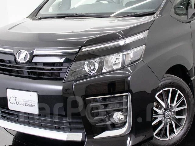 Toyota Voxy. �������, ��������, 2.0 (152��.�.), ������, 68����. ��. ��� ����� �� ������������ ����