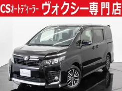 Toyota Voxy. �������, ��������, 2.0 (152��.�.), ������, 68����. ��. ��� �����