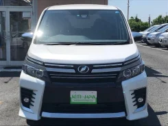 Toyota Voxy. ��������, ��������, 2.0 (99��.�.), ������, 15����. ��. ��� ����� �� ������������ ����
