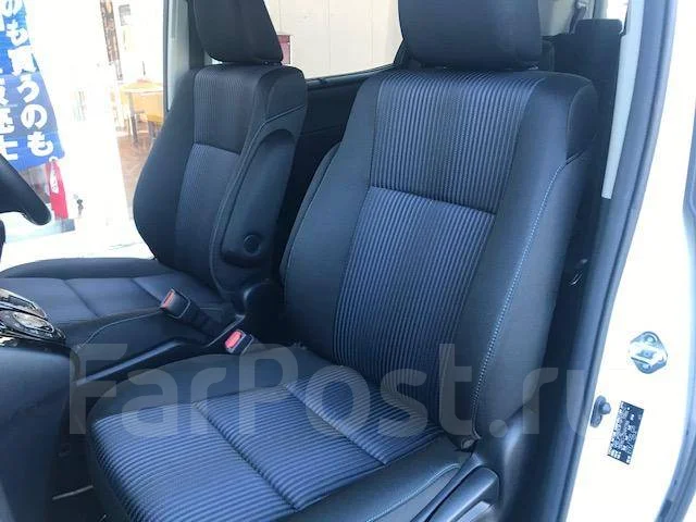 Toyota Voxy. ��������, ��������, 2.0 (99��.�.), ������, 15����. ��. ��� ����� �� ������������ ����