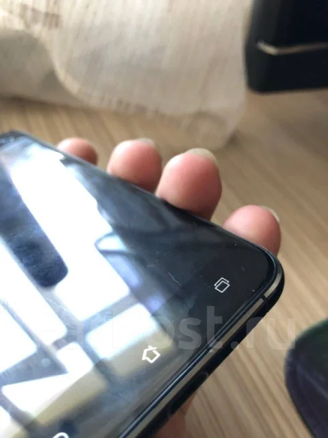 Asus ZenFone 3 ZE520KL. �/� ����