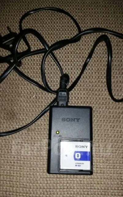 Sony Cyber-shot DSC-H200 ����