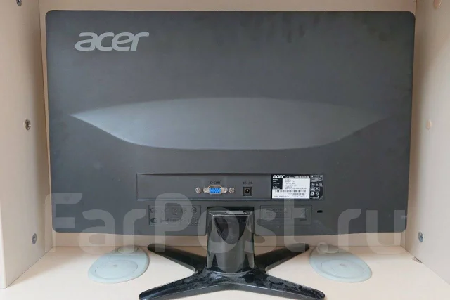 Acer. 20" ����