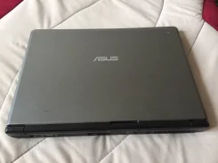 Asus X51R. 15.4", 2,0����, ��� 2048 ��, ���� 160���, WiFi ����