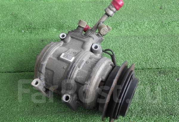 Компрессор кондиционера toyota land cruiser 100. Компрессор кондиционера тойота ленд крузер 100 4. Компрессор кондиционера на крузер 100. 0 ленд крузер 200. Кронштейн крепление компрессора кондиционера ленд крузер 100.