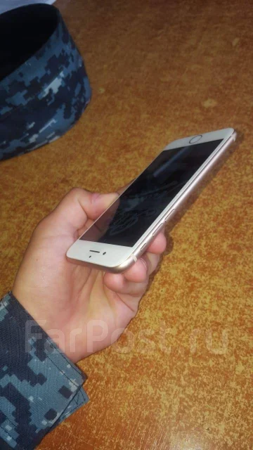 Apple iPhone 8. �/�, �������, �������, 3G, 4G LTE ����