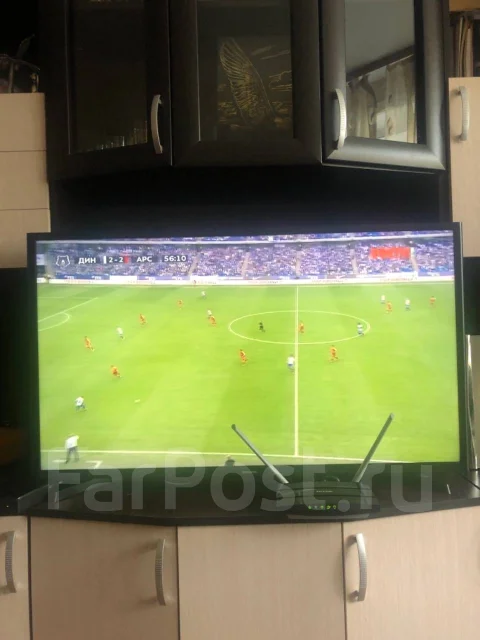 Samsung UE40J5200. LED ����