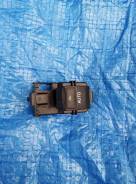 Кнопка стеклоподъемника. Toyota: Allion, Mark X Zio, Crown, iQ, Corolla, EQ EV, Estima, Tarago, Vellfire, Land Cruiser Prado, Alphard, Premio, Prius a...