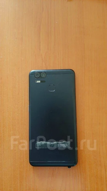Asus ZenFone 3 Zoom. �/�, ������, 3G, 4G LTE, Dual-SIM ����