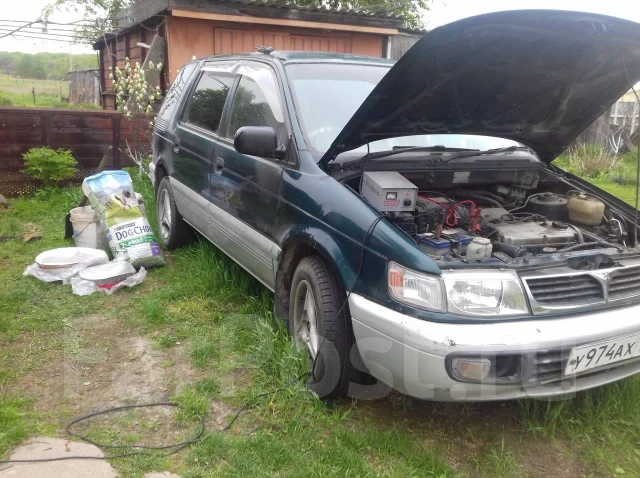 Mitsubishi Chariot. �������, 4wd, 2.0 (135��.�.), ������, 250 000����. �� ����