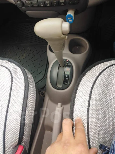 Toyota Platz. �������, ��������, 1.3 (70��.�.), ������, 230 000����. �� ����